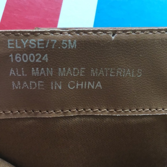 NWT Elyse tan/brown cowboy boot style mid rise boot - Picture 6 of 9